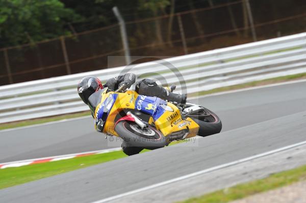 Motorcycle action photographs;Trackday digital images;event digital images;eventdigitalimages;no limits trackday;oulton park;oulton park circuit cheshire;oulton park photographs;peter wileman photography;trackday;trackday photos