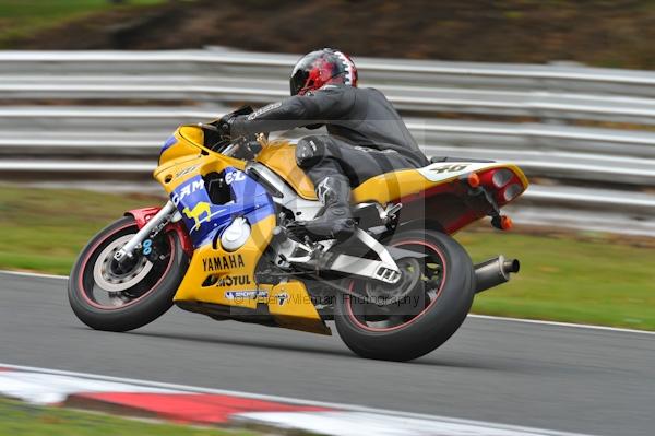 Motorcycle action photographs;Trackday digital images;event digital images;eventdigitalimages;no limits trackday;oulton park;oulton park circuit cheshire;oulton park photographs;peter wileman photography;trackday;trackday photos