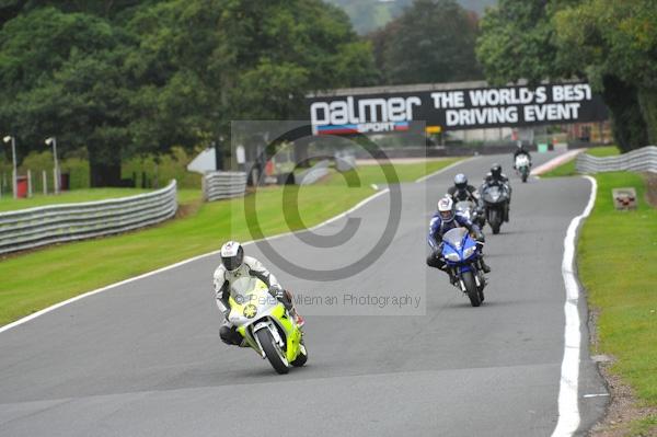 Motorcycle action photographs;Trackday digital images;event digital images;eventdigitalimages;no limits trackday;oulton park;oulton park circuit cheshire;oulton park photographs;peter wileman photography;trackday;trackday photos