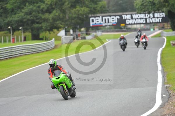 Motorcycle action photographs;Trackday digital images;event digital images;eventdigitalimages;no limits trackday;oulton park;oulton park circuit cheshire;oulton park photographs;peter wileman photography;trackday;trackday photos