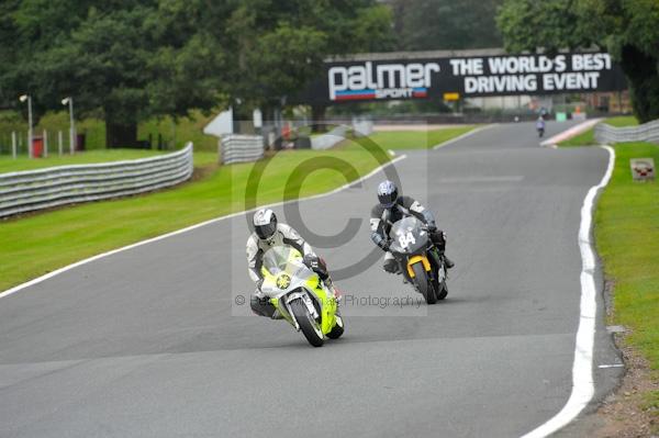 Motorcycle action photographs;Trackday digital images;event digital images;eventdigitalimages;no limits trackday;oulton park;oulton park circuit cheshire;oulton park photographs;peter wileman photography;trackday;trackday photos