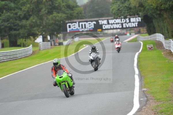 Motorcycle action photographs;Trackday digital images;event digital images;eventdigitalimages;no limits trackday;oulton park;oulton park circuit cheshire;oulton park photographs;peter wileman photography;trackday;trackday photos