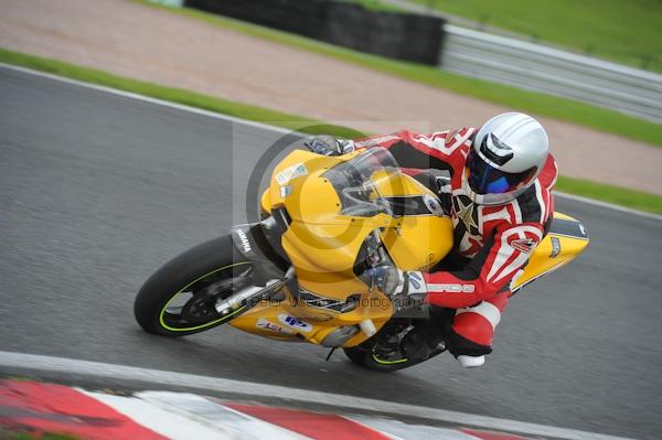 Motorcycle action photographs;Trackday digital images;event digital images;eventdigitalimages;no limits trackday;oulton park;oulton park circuit cheshire;oulton park photographs;peter wileman photography;trackday;trackday photos