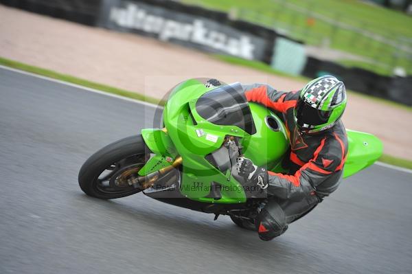 Motorcycle action photographs;Trackday digital images;event digital images;eventdigitalimages;no limits trackday;oulton park;oulton park circuit cheshire;oulton park photographs;peter wileman photography;trackday;trackday photos