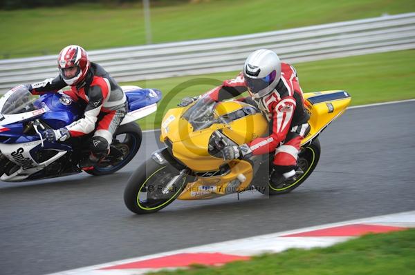 Motorcycle action photographs;Trackday digital images;event digital images;eventdigitalimages;no limits trackday;oulton park;oulton park circuit cheshire;oulton park photographs;peter wileman photography;trackday;trackday photos