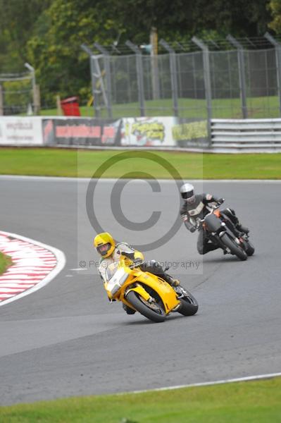 Motorcycle action photographs;Trackday digital images;event digital images;eventdigitalimages;no limits trackday;oulton park;oulton park circuit cheshire;oulton park photographs;peter wileman photography;trackday;trackday photos