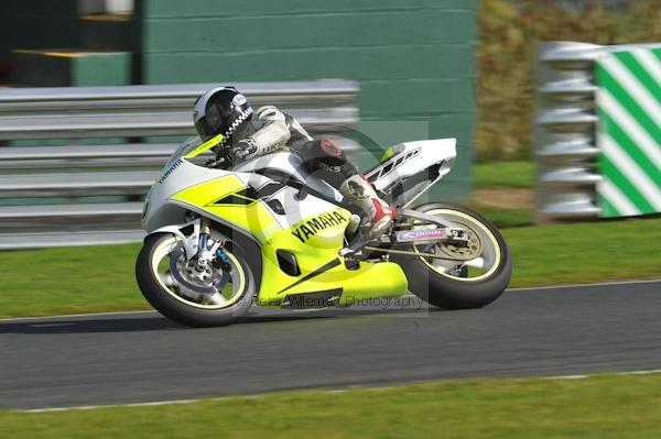 Motorcycle action photographs;Trackday digital images;event digital images;eventdigitalimages;no limits trackday;oulton park;oulton park circuit cheshire;oulton park photographs;peter wileman photography;trackday;trackday photos