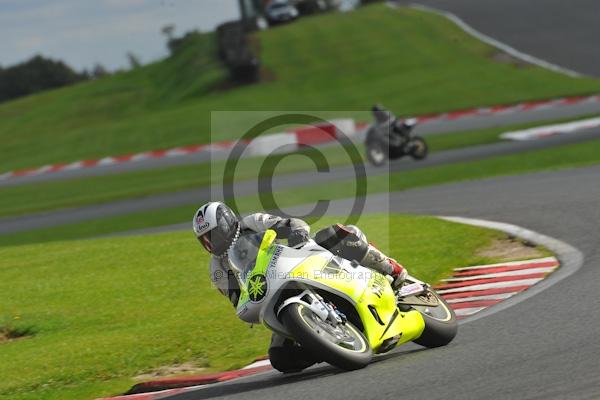 Motorcycle action photographs;Trackday digital images;event digital images;eventdigitalimages;no limits trackday;oulton park;oulton park circuit cheshire;oulton park photographs;peter wileman photography;trackday;trackday photos