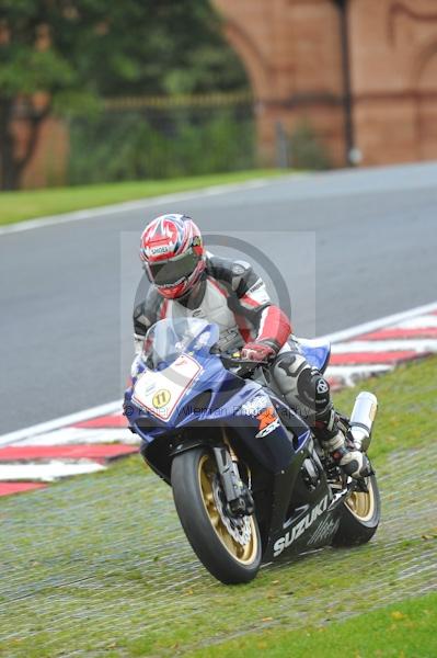Motorcycle action photographs;Trackday digital images;event digital images;eventdigitalimages;no limits trackday;oulton park;oulton park circuit cheshire;oulton park photographs;peter wileman photography;trackday;trackday photos