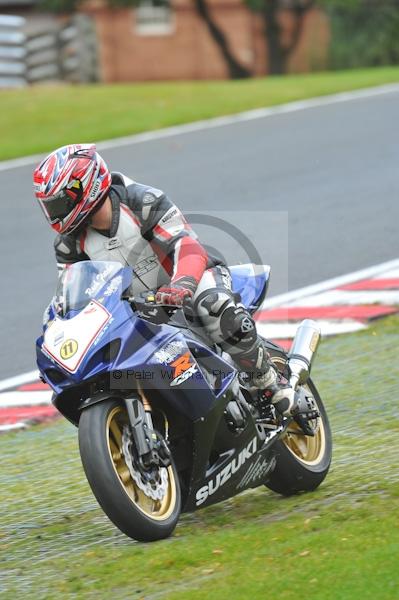 Motorcycle action photographs;Trackday digital images;event digital images;eventdigitalimages;no limits trackday;oulton park;oulton park circuit cheshire;oulton park photographs;peter wileman photography;trackday;trackday photos