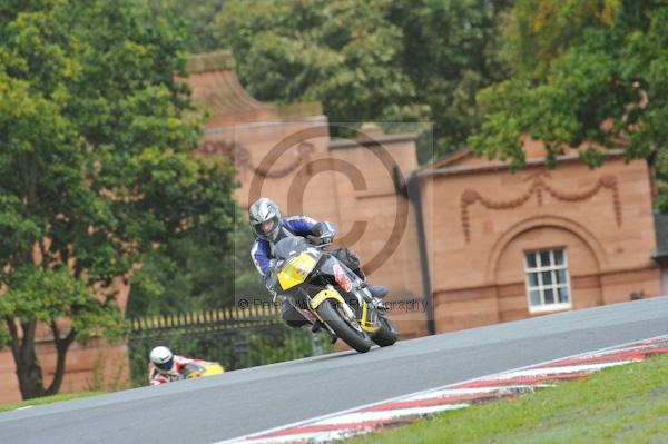 Motorcycle action photographs;Trackday digital images;event digital images;eventdigitalimages;no limits trackday;oulton park;oulton park circuit cheshire;oulton park photographs;peter wileman photography;trackday;trackday photos