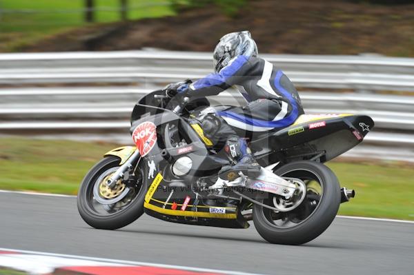 Motorcycle action photographs;Trackday digital images;event digital images;eventdigitalimages;no limits trackday;oulton park;oulton park circuit cheshire;oulton park photographs;peter wileman photography;trackday;trackday photos
