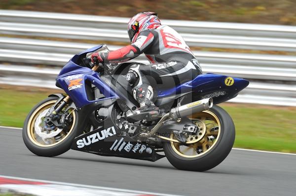 Motorcycle action photographs;Trackday digital images;event digital images;eventdigitalimages;no limits trackday;oulton park;oulton park circuit cheshire;oulton park photographs;peter wileman photography;trackday;trackday photos
