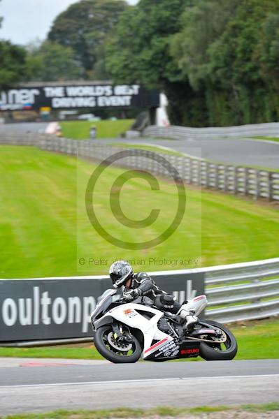 Motorcycle action photographs;Trackday digital images;event digital images;eventdigitalimages;no limits trackday;oulton park;oulton park circuit cheshire;oulton park photographs;peter wileman photography;trackday;trackday photos
