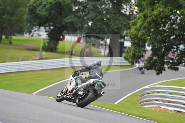 Motorcycle action photographs;Trackday digital images;event digital images;eventdigitalimages;no limits trackday;oulton park;oulton park circuit cheshire;oulton park photographs;peter wileman photography;trackday;trackday photos