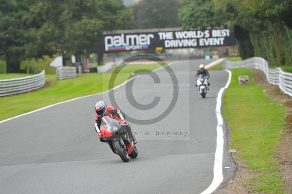 Motorcycle action photographs;Trackday digital images;event digital images;eventdigitalimages;no limits trackday;oulton park;oulton park circuit cheshire;oulton park photographs;peter wileman photography;trackday;trackday photos