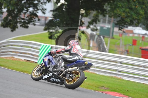Motorcycle action photographs;Trackday digital images;event digital images;eventdigitalimages;no limits trackday;oulton park;oulton park circuit cheshire;oulton park photographs;peter wileman photography;trackday;trackday photos