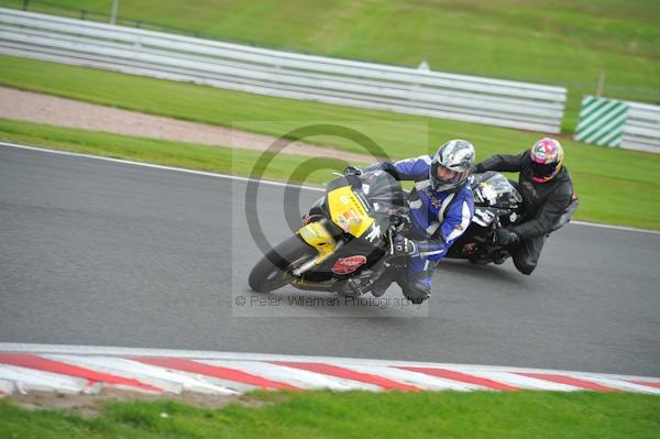 Motorcycle action photographs;Trackday digital images;event digital images;eventdigitalimages;no limits trackday;oulton park;oulton park circuit cheshire;oulton park photographs;peter wileman photography;trackday;trackday photos