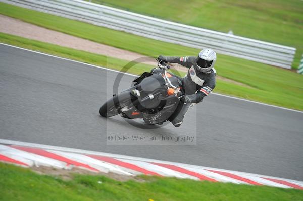 Motorcycle action photographs;Trackday digital images;event digital images;eventdigitalimages;no limits trackday;oulton park;oulton park circuit cheshire;oulton park photographs;peter wileman photography;trackday;trackday photos