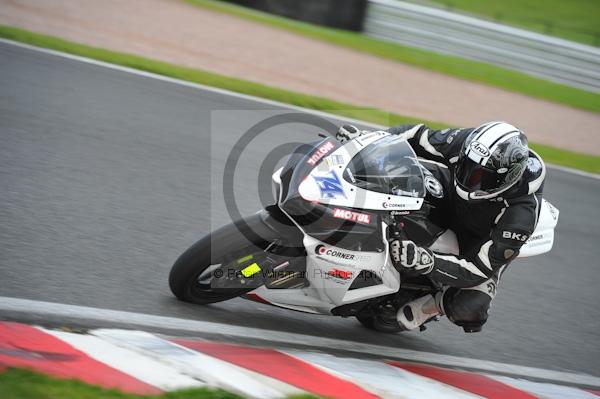 Motorcycle action photographs;Trackday digital images;event digital images;eventdigitalimages;no limits trackday;oulton park;oulton park circuit cheshire;oulton park photographs;peter wileman photography;trackday;trackday photos