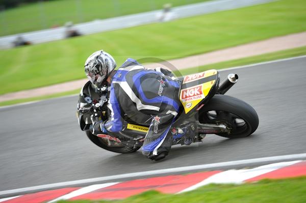 Motorcycle action photographs;Trackday digital images;event digital images;eventdigitalimages;no limits trackday;oulton park;oulton park circuit cheshire;oulton park photographs;peter wileman photography;trackday;trackday photos