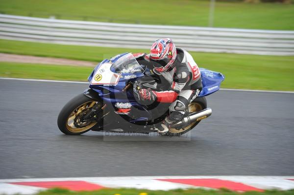 Motorcycle action photographs;Trackday digital images;event digital images;eventdigitalimages;no limits trackday;oulton park;oulton park circuit cheshire;oulton park photographs;peter wileman photography;trackday;trackday photos