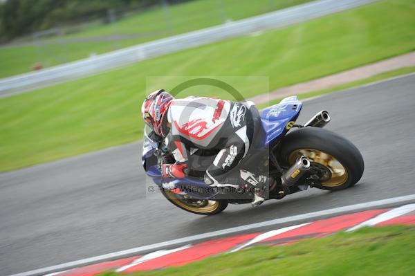 Motorcycle action photographs;Trackday digital images;event digital images;eventdigitalimages;no limits trackday;oulton park;oulton park circuit cheshire;oulton park photographs;peter wileman photography;trackday;trackday photos