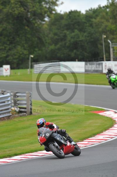 Motorcycle action photographs;Trackday digital images;event digital images;eventdigitalimages;no limits trackday;oulton park;oulton park circuit cheshire;oulton park photographs;peter wileman photography;trackday;trackday photos