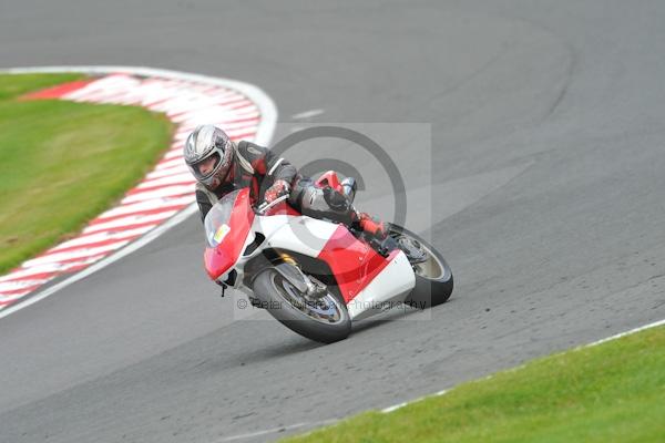 Motorcycle action photographs;Trackday digital images;event digital images;eventdigitalimages;no limits trackday;oulton park;oulton park circuit cheshire;oulton park photographs;peter wileman photography;trackday;trackday photos