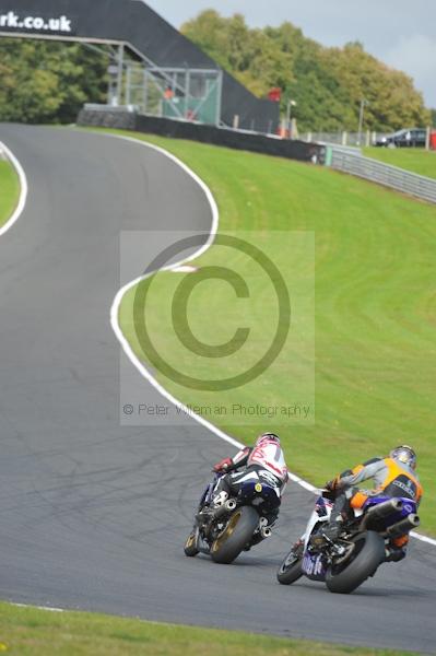 Motorcycle action photographs;Trackday digital images;event digital images;eventdigitalimages;no limits trackday;oulton park;oulton park circuit cheshire;oulton park photographs;peter wileman photography;trackday;trackday photos