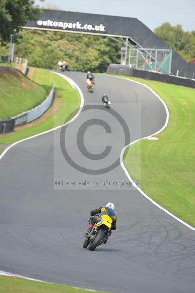Motorcycle action photographs;Trackday digital images;event digital images;eventdigitalimages;no limits trackday;oulton park;oulton park circuit cheshire;oulton park photographs;peter wileman photography;trackday;trackday photos