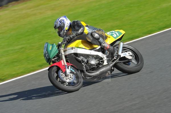 Motorcycle action photographs;Trackday digital images;event digital images;eventdigitalimages;no limits trackday;oulton park;oulton park circuit cheshire;oulton park photographs;peter wileman photography;trackday;trackday photos