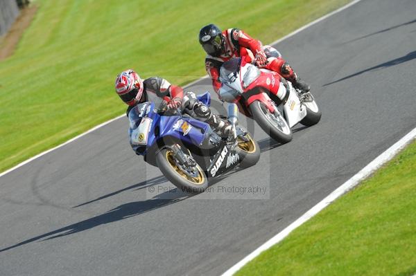 Motorcycle action photographs;Trackday digital images;event digital images;eventdigitalimages;no limits trackday;oulton park;oulton park circuit cheshire;oulton park photographs;peter wileman photography;trackday;trackday photos