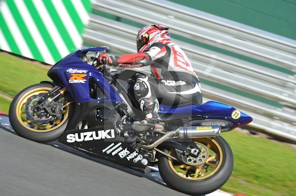 Motorcycle action photographs;Trackday digital images;event digital images;eventdigitalimages;no limits trackday;oulton park;oulton park circuit cheshire;oulton park photographs;peter wileman photography;trackday;trackday photos