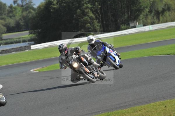 Motorcycle action photographs;Trackday digital images;event digital images;eventdigitalimages;no limits trackday;oulton park;oulton park circuit cheshire;oulton park photographs;peter wileman photography;trackday;trackday photos