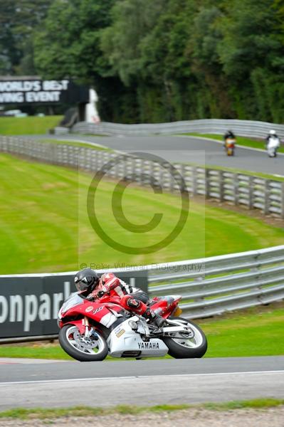 Motorcycle action photographs;Trackday digital images;event digital images;eventdigitalimages;no limits trackday;oulton park;oulton park circuit cheshire;oulton park photographs;peter wileman photography;trackday;trackday photos