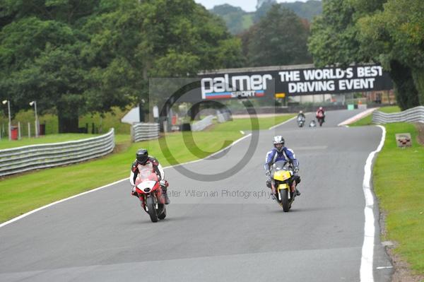 Motorcycle action photographs;Trackday digital images;event digital images;eventdigitalimages;no limits trackday;oulton park;oulton park circuit cheshire;oulton park photographs;peter wileman photography;trackday;trackday photos