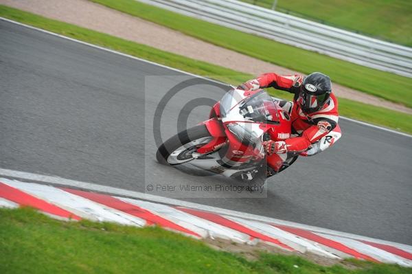 Motorcycle action photographs;Trackday digital images;event digital images;eventdigitalimages;no limits trackday;oulton park;oulton park circuit cheshire;oulton park photographs;peter wileman photography;trackday;trackday photos
