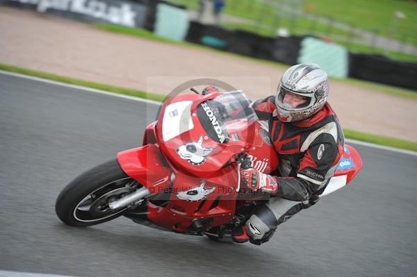 Motorcycle action photographs;Trackday digital images;event digital images;eventdigitalimages;no limits trackday;oulton park;oulton park circuit cheshire;oulton park photographs;peter wileman photography;trackday;trackday photos