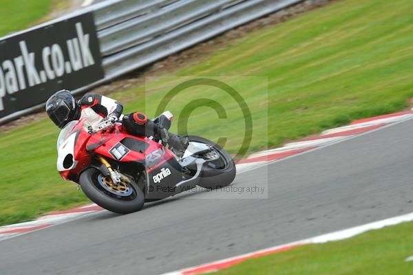 Motorcycle action photographs;Trackday digital images;event digital images;eventdigitalimages;no limits trackday;oulton park;oulton park circuit cheshire;oulton park photographs;peter wileman photography;trackday;trackday photos