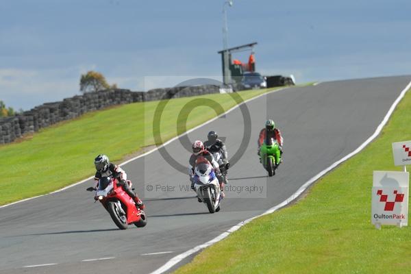 Motorcycle action photographs;Trackday digital images;event digital images;eventdigitalimages;no limits trackday;oulton park;oulton park circuit cheshire;oulton park photographs;peter wileman photography;trackday;trackday photos