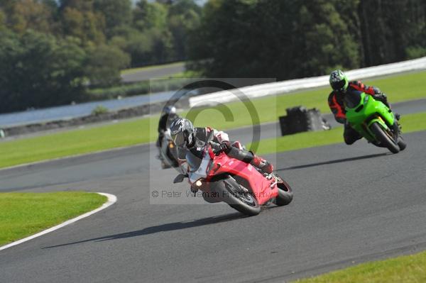 Motorcycle action photographs;Trackday digital images;event digital images;eventdigitalimages;no limits trackday;oulton park;oulton park circuit cheshire;oulton park photographs;peter wileman photography;trackday;trackday photos
