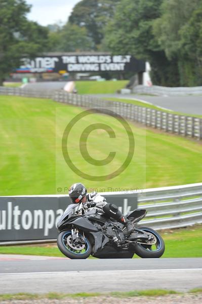 Motorcycle action photographs;Trackday digital images;event digital images;eventdigitalimages;no limits trackday;oulton park;oulton park circuit cheshire;oulton park photographs;peter wileman photography;trackday;trackday photos