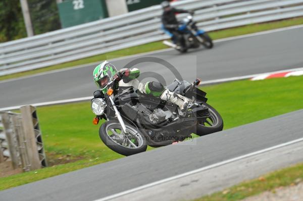 Motorcycle action photographs;Trackday digital images;event digital images;eventdigitalimages;no limits trackday;oulton park;oulton park circuit cheshire;oulton park photographs;peter wileman photography;trackday;trackday photos
