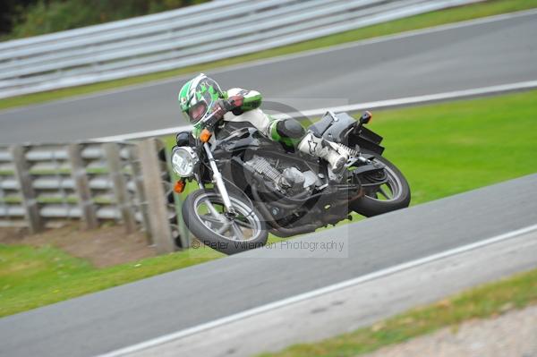 Motorcycle action photographs;Trackday digital images;event digital images;eventdigitalimages;no limits trackday;oulton park;oulton park circuit cheshire;oulton park photographs;peter wileman photography;trackday;trackday photos
