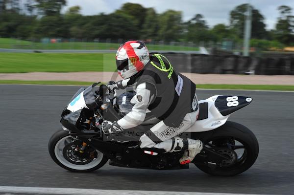 Motorcycle action photographs;Trackday digital images;event digital images;eventdigitalimages;no limits trackday;oulton park;oulton park circuit cheshire;oulton park photographs;peter wileman photography;trackday;trackday photos