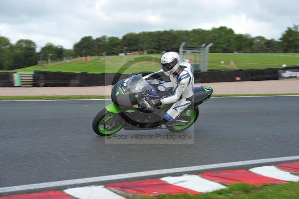 Motorcycle action photographs;Trackday digital images;event digital images;eventdigitalimages;no limits trackday;oulton park;oulton park circuit cheshire;oulton park photographs;peter wileman photography;trackday;trackday photos
