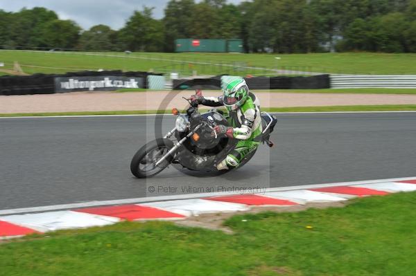 Motorcycle action photographs;Trackday digital images;event digital images;eventdigitalimages;no limits trackday;oulton park;oulton park circuit cheshire;oulton park photographs;peter wileman photography;trackday;trackday photos