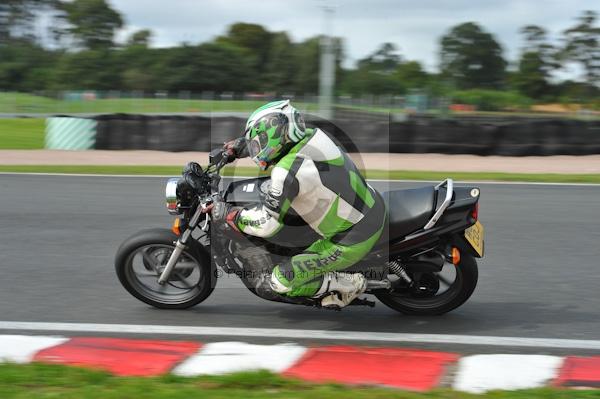 Motorcycle action photographs;Trackday digital images;event digital images;eventdigitalimages;no limits trackday;oulton park;oulton park circuit cheshire;oulton park photographs;peter wileman photography;trackday;trackday photos