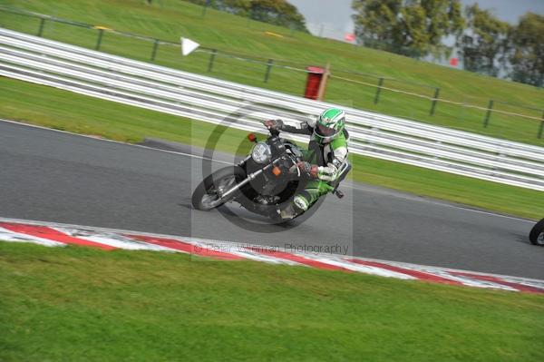 Motorcycle action photographs;Trackday digital images;event digital images;eventdigitalimages;no limits trackday;oulton park;oulton park circuit cheshire;oulton park photographs;peter wileman photography;trackday;trackday photos